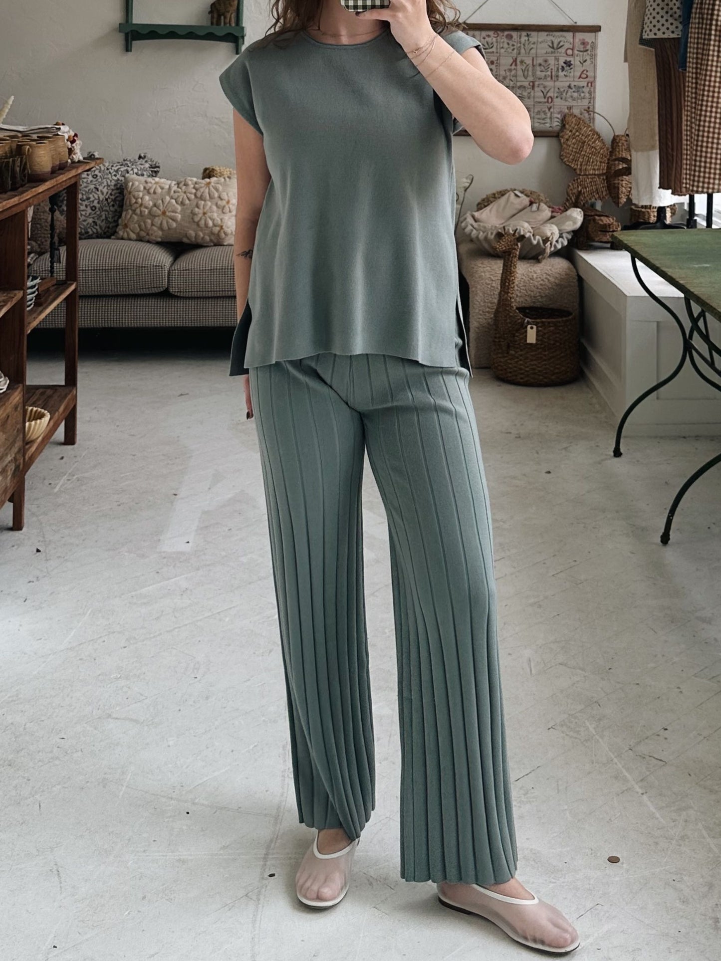 Dana Pleated Sweater Pants